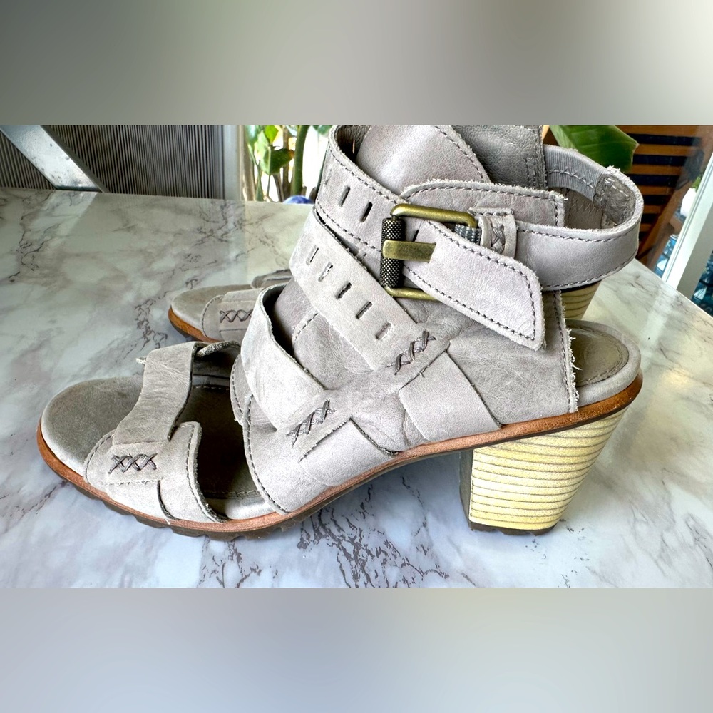 Sorel | Nadia™ buckle Leather Heeled Sandal in color kettle (gray)